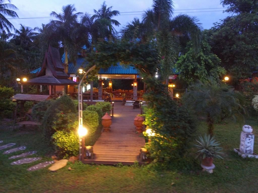 Hotel Garden Of Joy Koh Chang Exterior foto